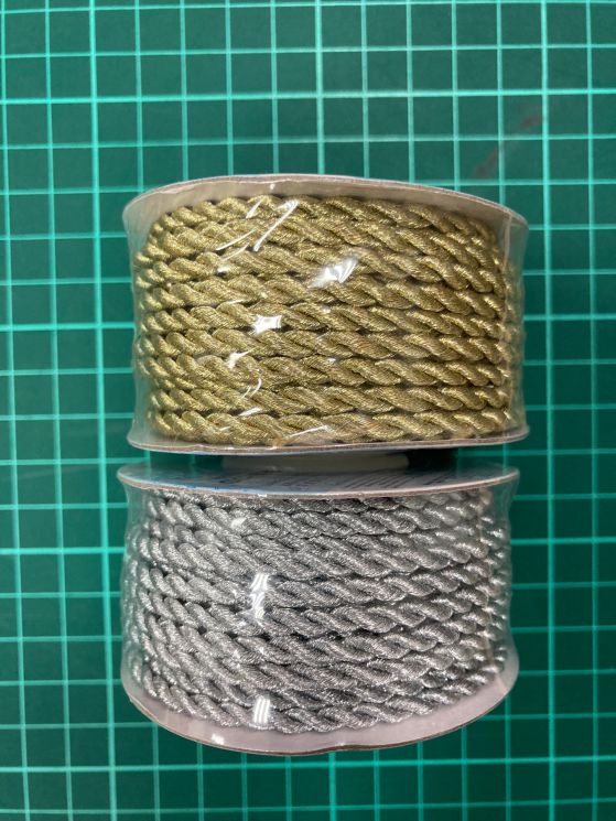 GC-025к Комплект декоративных шнуров (витой) Гамма (2,5мм 9,1м * 2 катушки), цвет золото и серебро