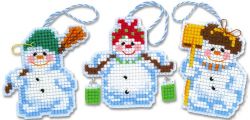 1681АС Набор для вышивания Риолис Новогодние игрушки «Снеговички»