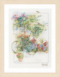 PN-0168447 Набор для вышивания LANARTE "Flowers & bicycle"